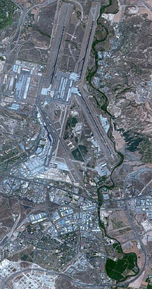 Captura hecha por el satélite Deimos del área del aeropuerto de Barajas (Madrid)