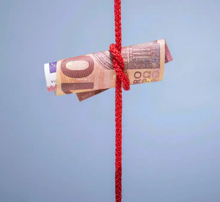 La valoración de las inversiones de las aseguradoras españolas cae más de un 15% por la subida de tipos