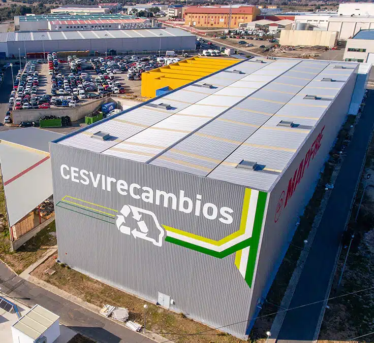 70 accionistas particulares de Mapfre conocen Cesvimap, el laboratorio de movilidad de la aseguradora