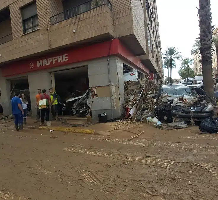 Mapfre amplía con nuevas medidas el dispositivo de apoyo a sus clientes afectados por la DANA de octubre 2024