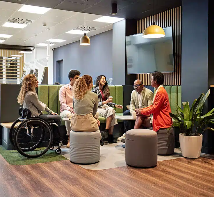 Más de 1.000 personas con discapacidad de 20 países trabajan en Mapfre, el 3,9% de la plantilla