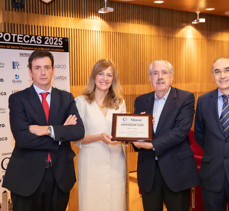 Santander Mapfre Hipoteca Inversa recibe el premio “Hipotecas 2025”