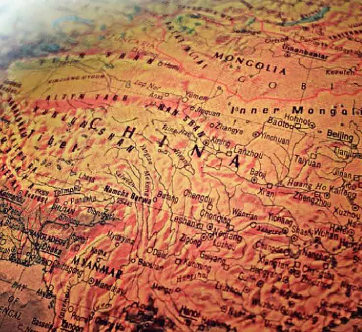 La posición de China en un mundo tripolarizado
