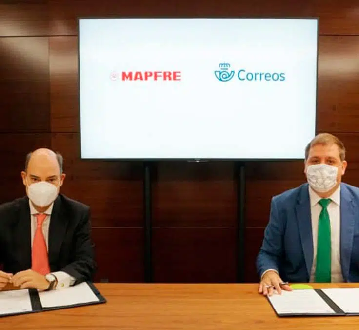 Correos ofrecerá en sus oficinas la posibilidad de contratar seguros de Mapfre
