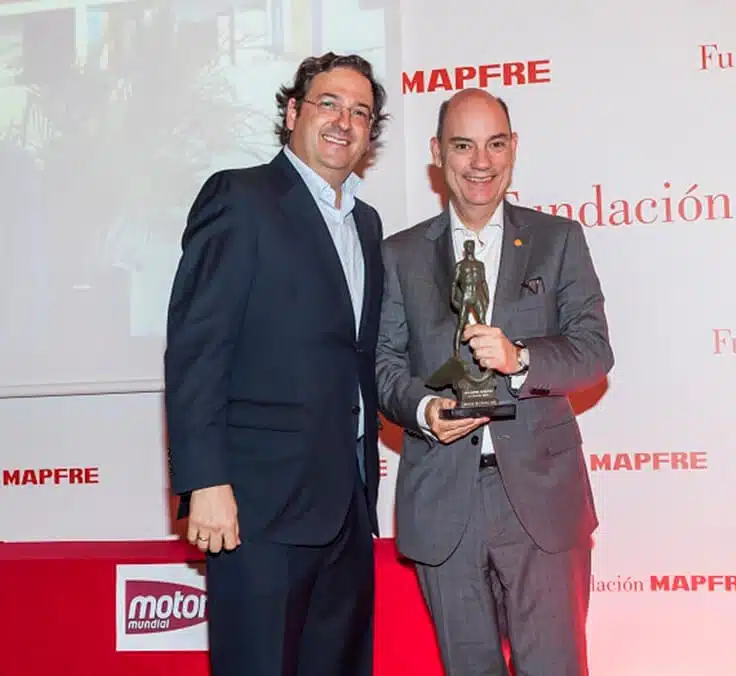 José Manuel Inchausti recibe el premio Motor Mundial 2022 a la Excelencia Empresarial