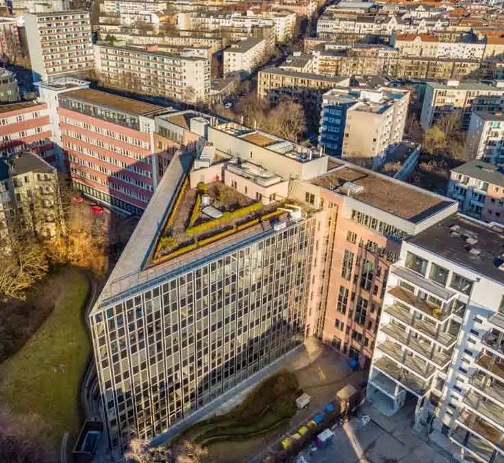 Mapfre y Macquarie compran un edificio de oficinas en Berlín