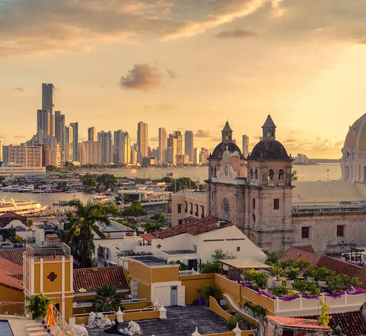 Mapfre refuerza su acuerdo comercial en Colombia con Banco Pichincha