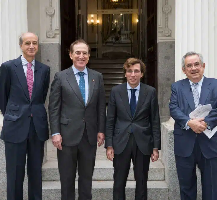 El Palacio de Elduayen, un libro que recorre la historia del edificio que alberga la sede de Mapfre RE