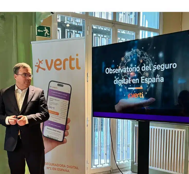 Un 49% de los clientes se informa por medios digitales antes de contratar un seguro, y el 8% lo acaba contratando por esta vía