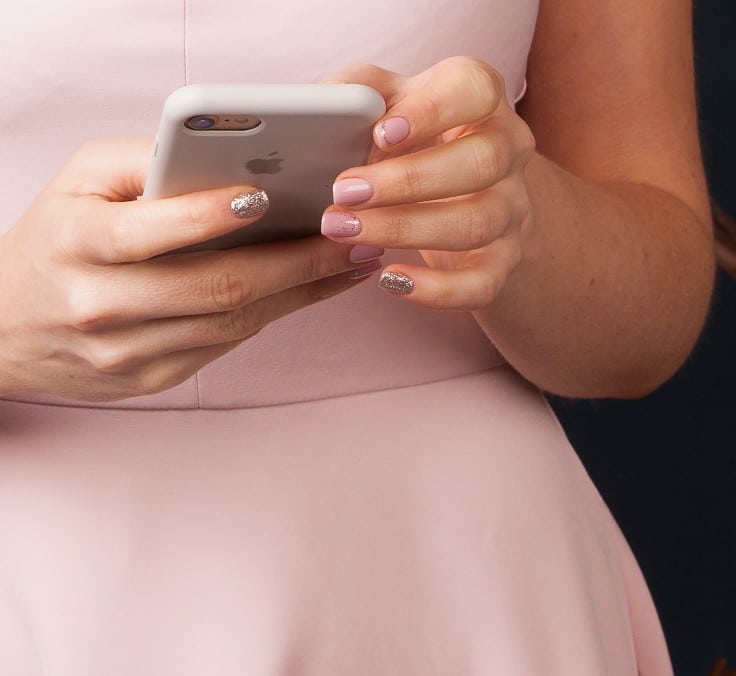 WOOM and MAPFRE join forces to help women through different stages of life, such as pregnancy or menopause, using AI