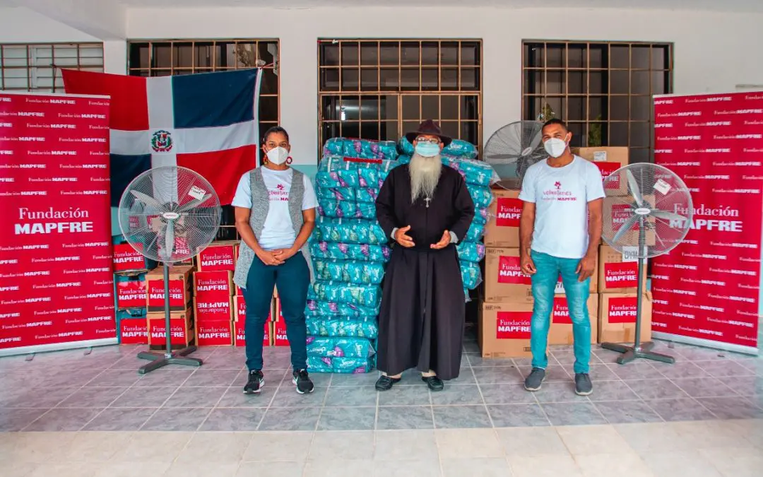 A Fundación MAPFRE reforça as doações na República Dominicana destinadas aos idosos