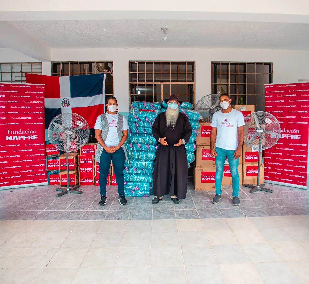 Fundación MAPFRE increases donations to older people in the Dominican Republic